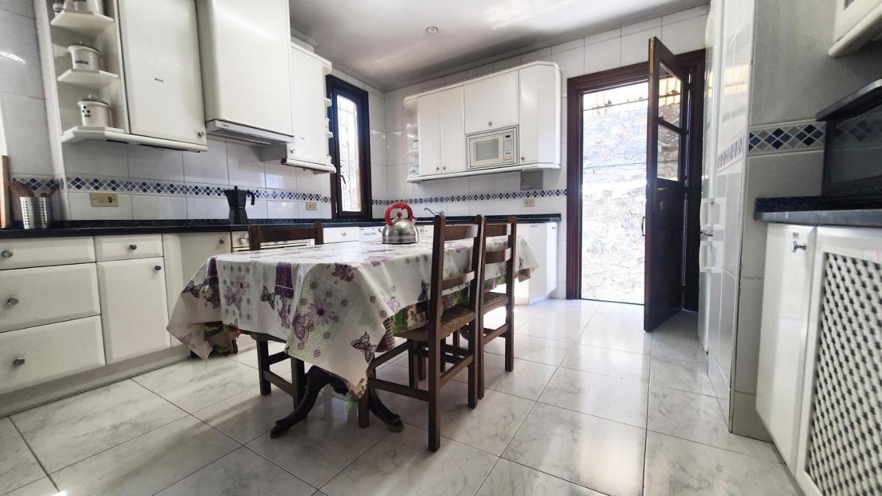 2. Habitación doble a 8 km de Bilbao. Baño compartido Galdakao Exterior foto