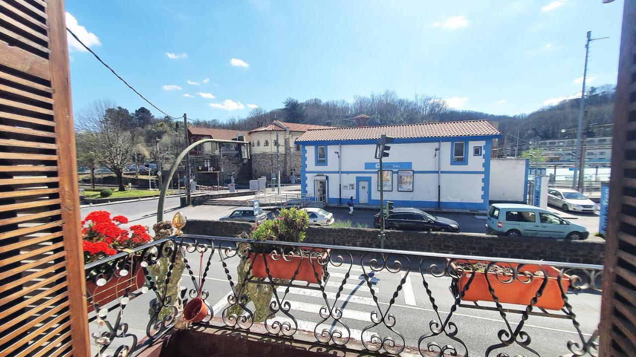2. Habitación doble a 8 km de Bilbao. Baño compartido Galdakao Exterior foto