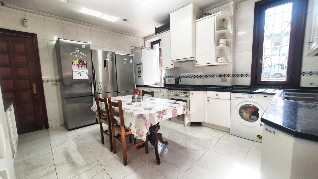 2. Habitación doble a 8 km de Bilbao. Baño compartido Galdakao Exterior foto