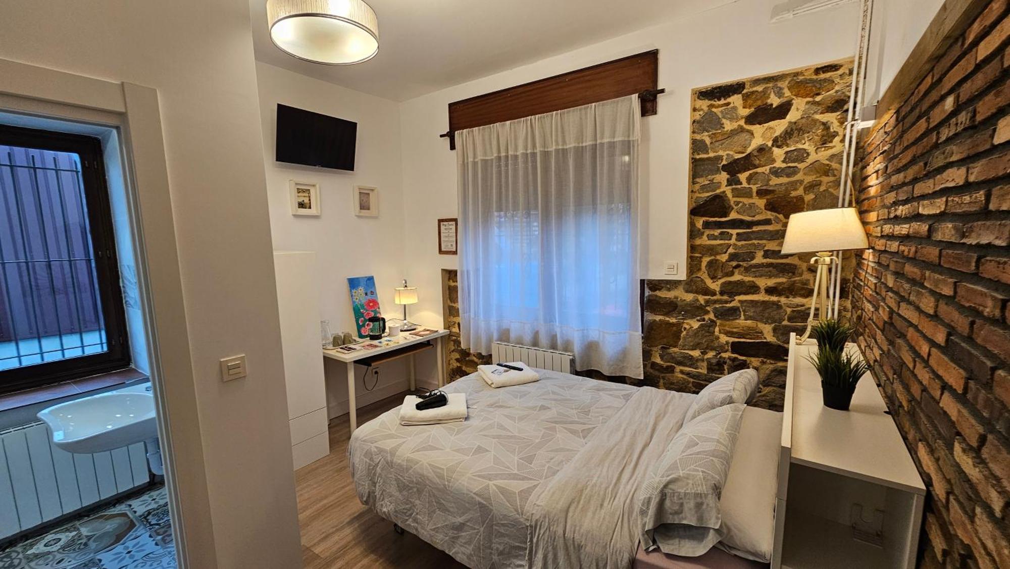 2. Habitación doble a 8 km de Bilbao. Baño compartido Galdakao Exterior foto