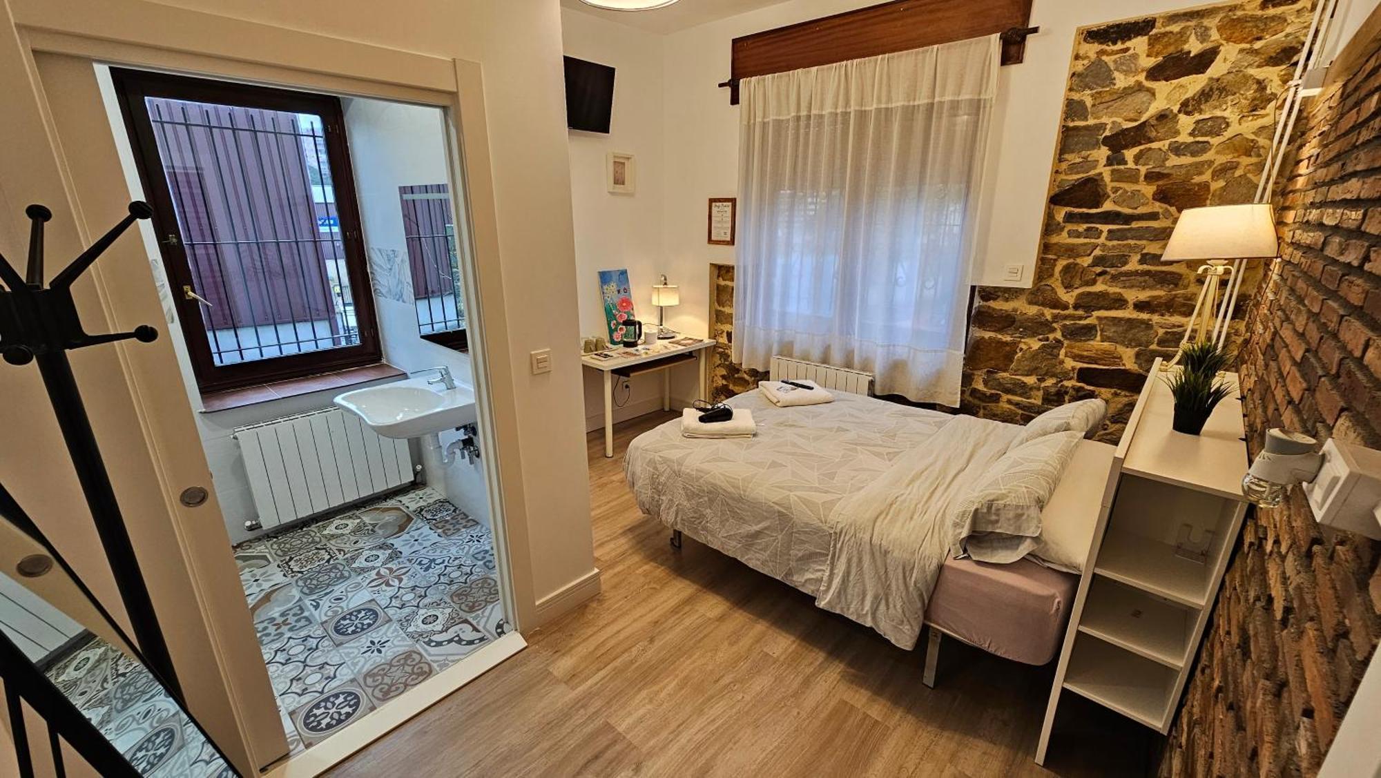 2. Habitación doble a 8 km de Bilbao. Baño compartido Galdakao Exterior foto